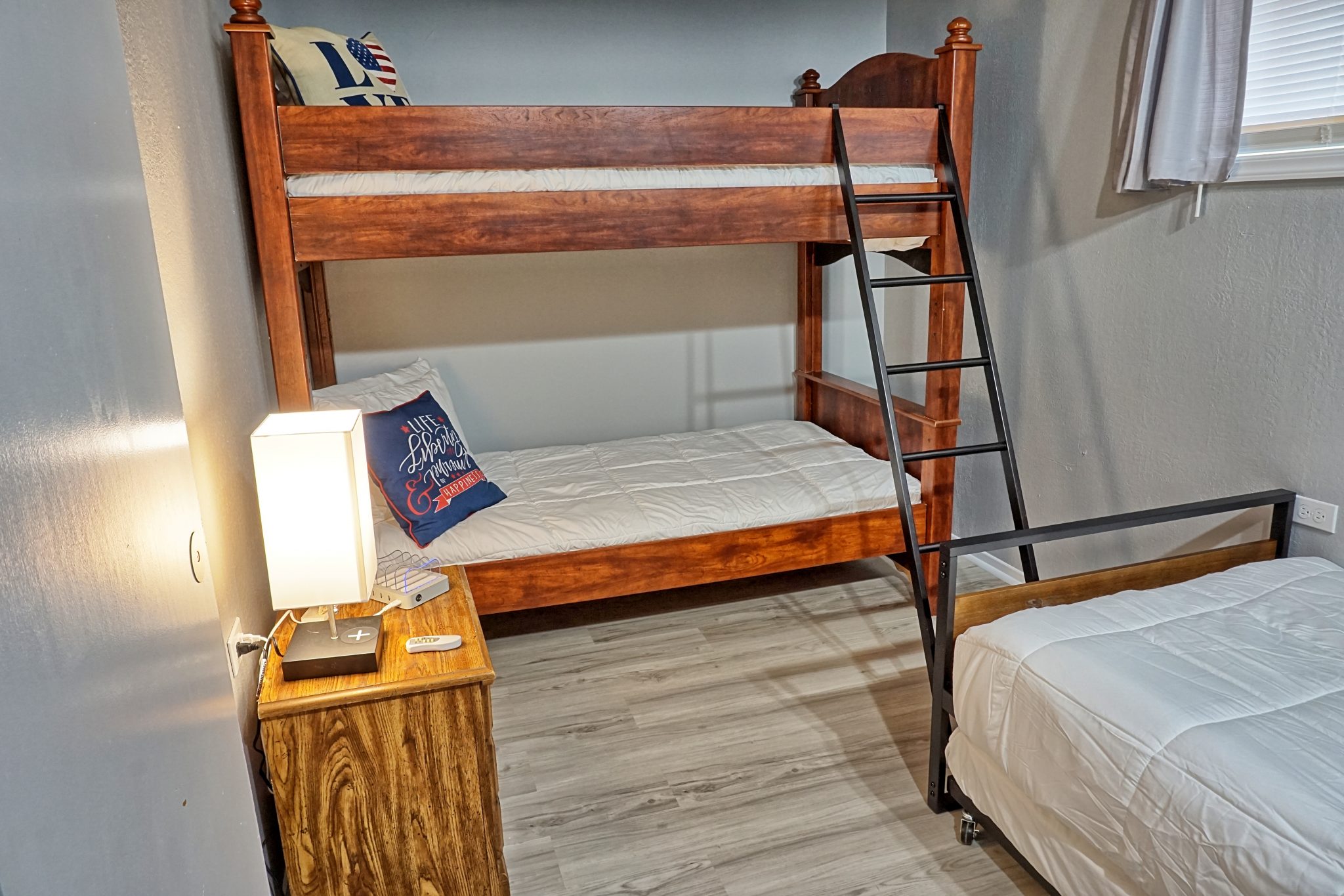 Twin Bed2 HH
